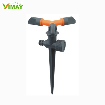 Plastic Spike Sprinkler with Three Arms