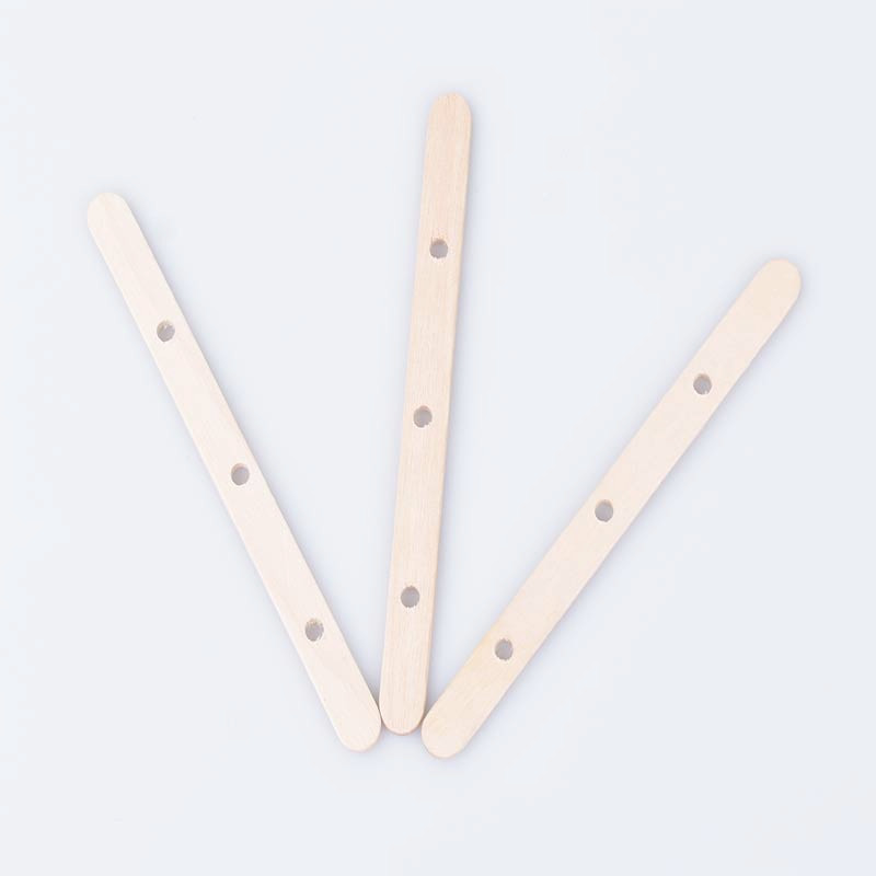 Прылада для цэнтравання свечкі драўлянага