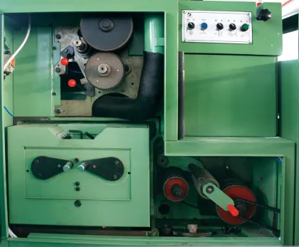 Sheep Wool Spinning Machinery: Wool-Spinning-Machine