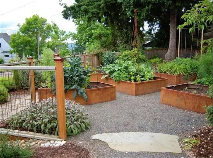 Corten steel garden edging