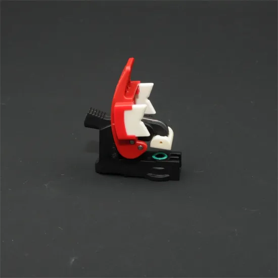 Interlacing air jet insert housing for DTY Machine
