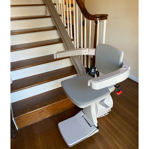 Elevador de cadeira de escada em casa