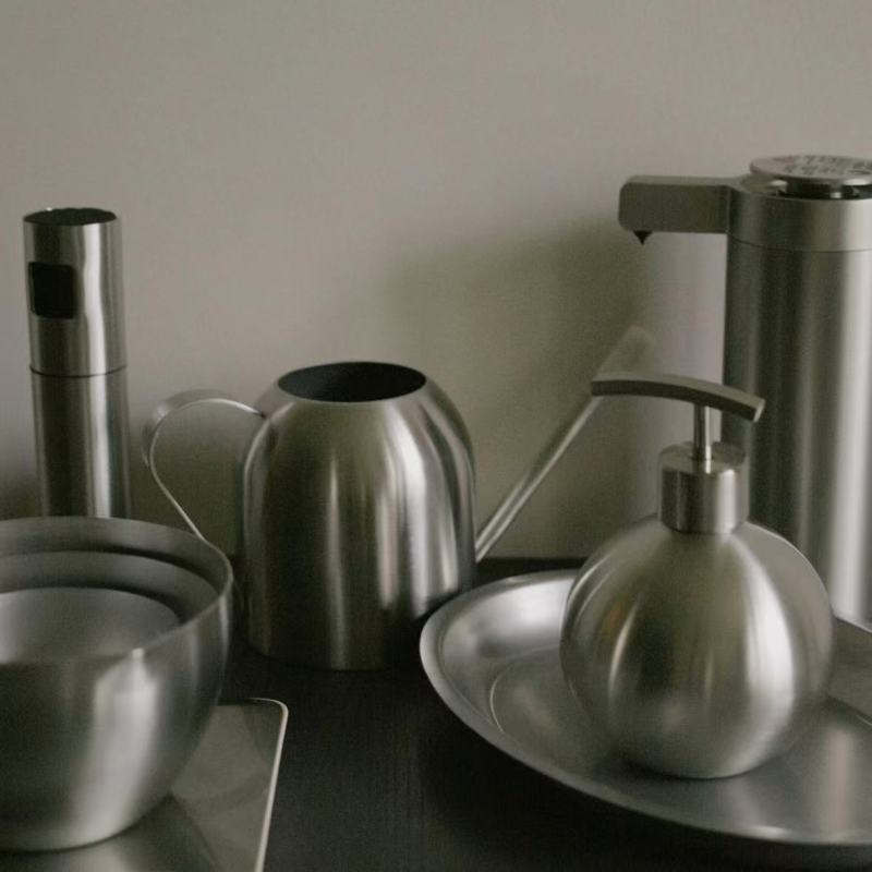 Stainless Steel Kitchen Set with Modern Design