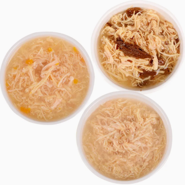 Alimento enlatado de gato rico em proteínas de alta qualidade