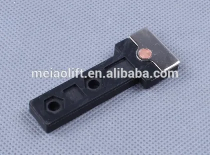 elevator using lock point