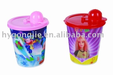 Plastic glass
