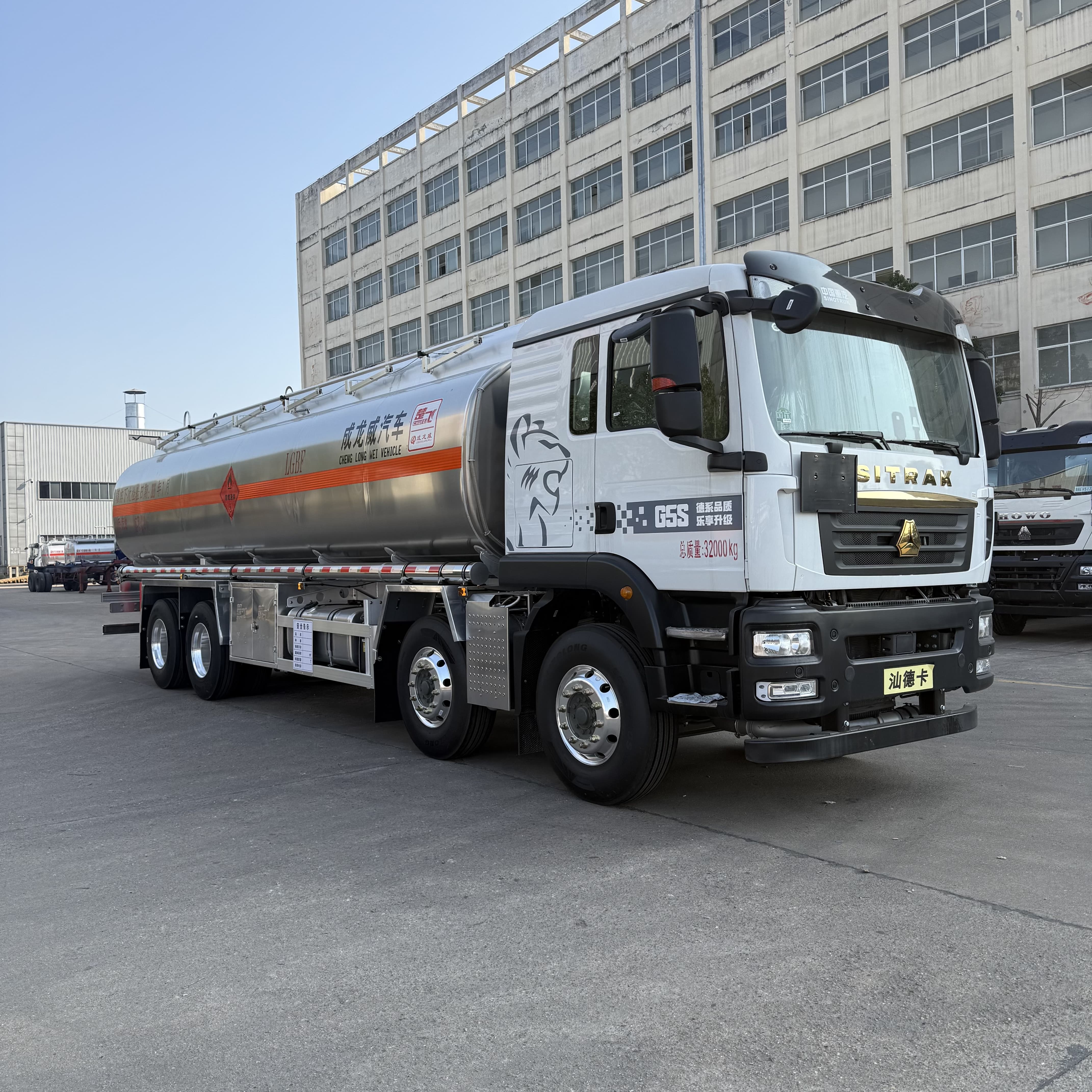 Durable Aluminum Fuel Tank Trailer Design