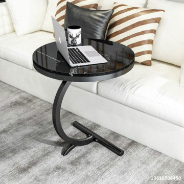 Black and white round coffee table
