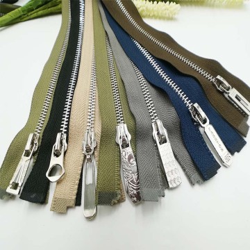 Exquisite 10mm brass zipper slider