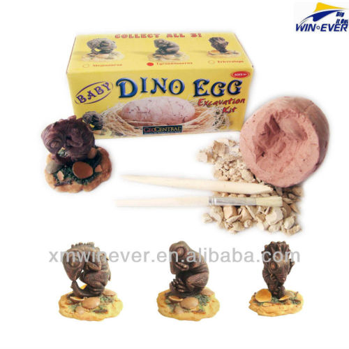 Baby Dino Egg, w/poly base, 3 assorted.