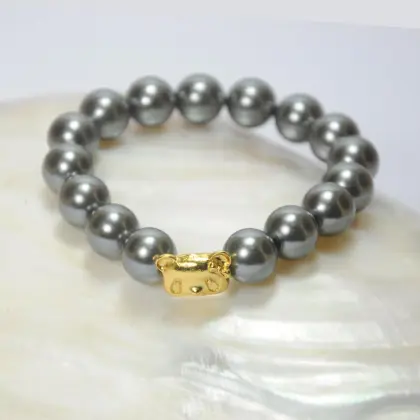 Bead Bracelet with Bear Pendant