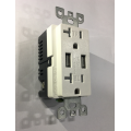 15A/20A Outlet USB -зарядного устройства 4.2A вывод