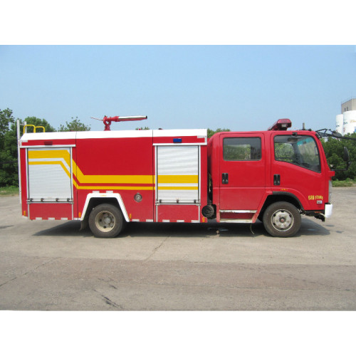 Camion de pompier de poudre sèche de mousse d&#39;ISUZU