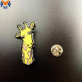 Badge d'épingle à revers de l'émail de girafe animal de dessin animé personnalisé