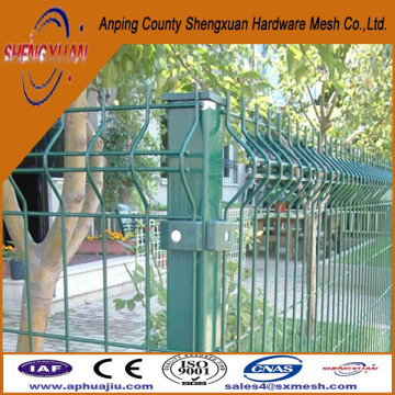 Wire Mesh Ornamental Fence Panels / welded wire mesh fence / triangle wire fence