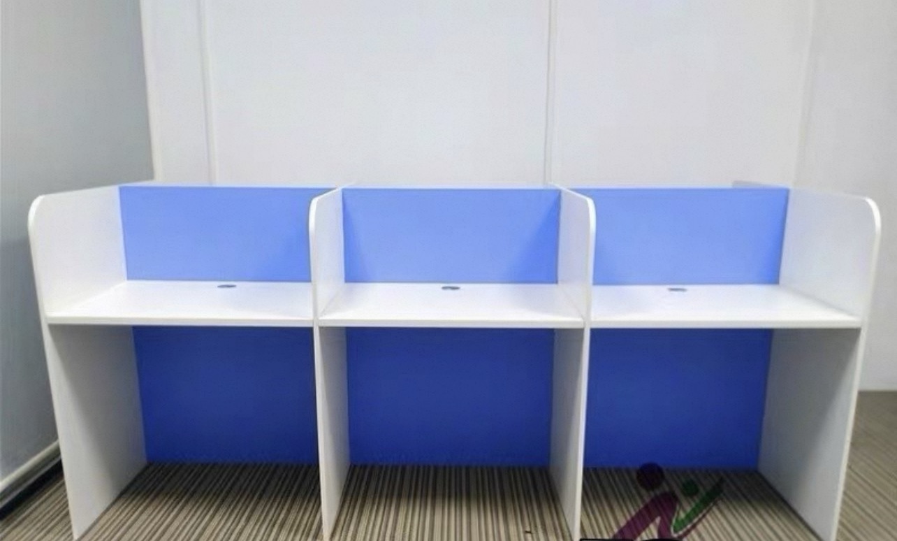 Full-Panel Partition Office Desk1