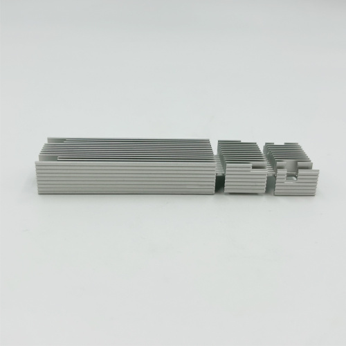 Материал радиатора: литой алюминиевый радиатор