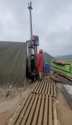 Core sample drilling rig for highway engineering