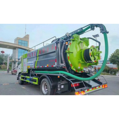 8 CBM Septic tank Vacuum Sewage Suction Truck