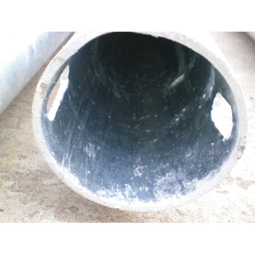 Cực thép thẳng tròn 20m được mạ kẽm