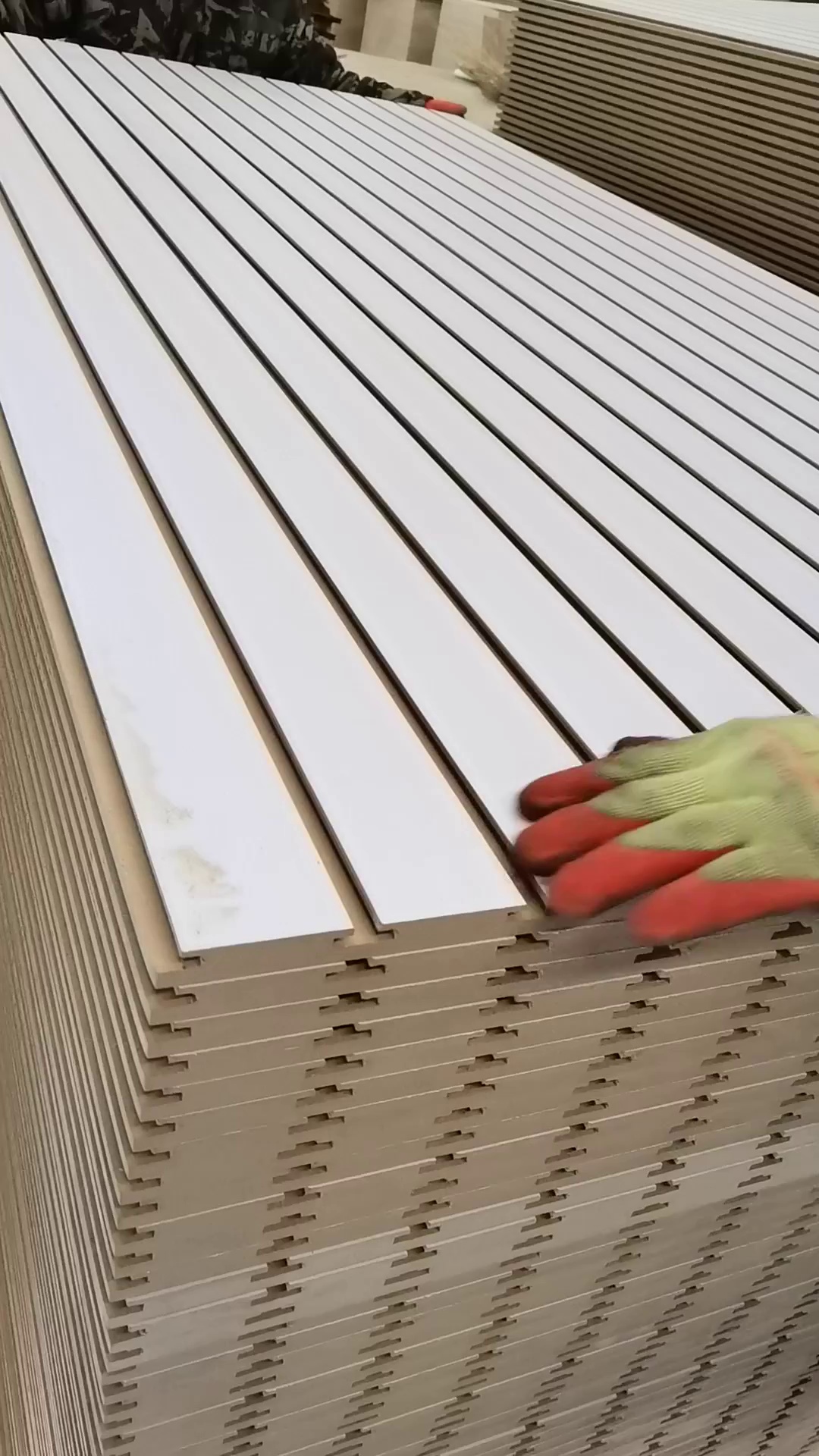 Factory-Groove and Slot White Melamine MDF in 12mm 15mm 18mm