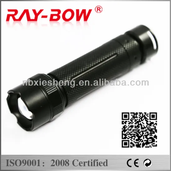 Camping Cree flashlight