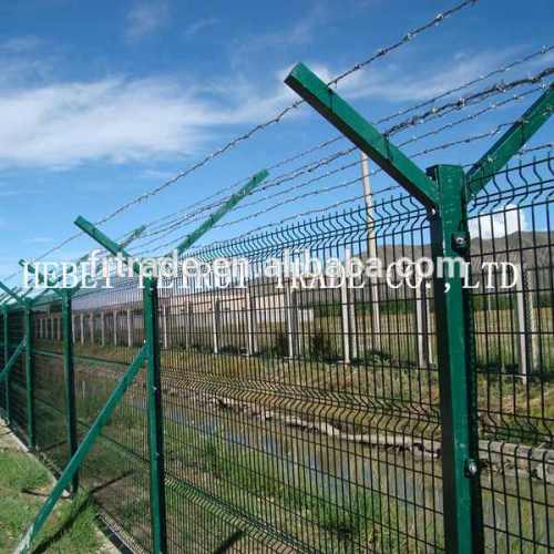 3D mesh panel fence