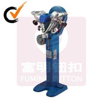 snap fastener attaching machine
