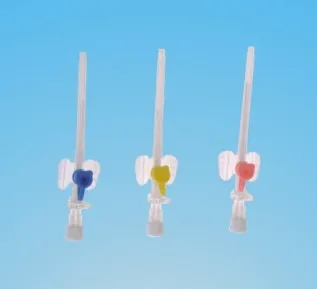 IV cannula with injection port