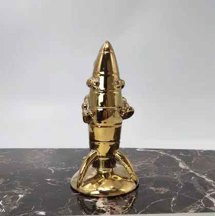 2023 Modern Ceramic Rocket & Astronaut Statue - Golden Personalized Home Decor