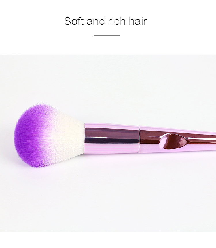 YC0019750PX_03 makeup brush