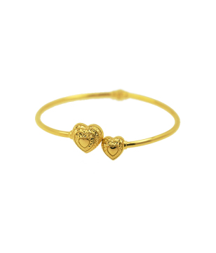 Heart to Heart 18 K Bangle