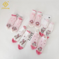 女の子のピンクの靴下のための漫画のメロディーショートソックス