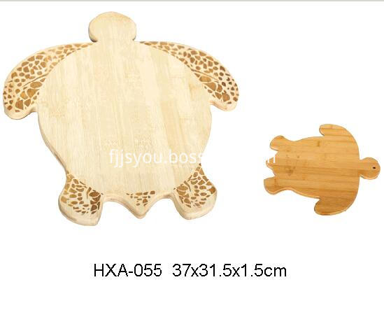 Tortoise Shape Bamboo Cutting Board