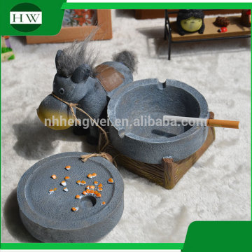 wholesale custom personalized resin cartoon donkey table top cigar cigarette ashtray with lid cover