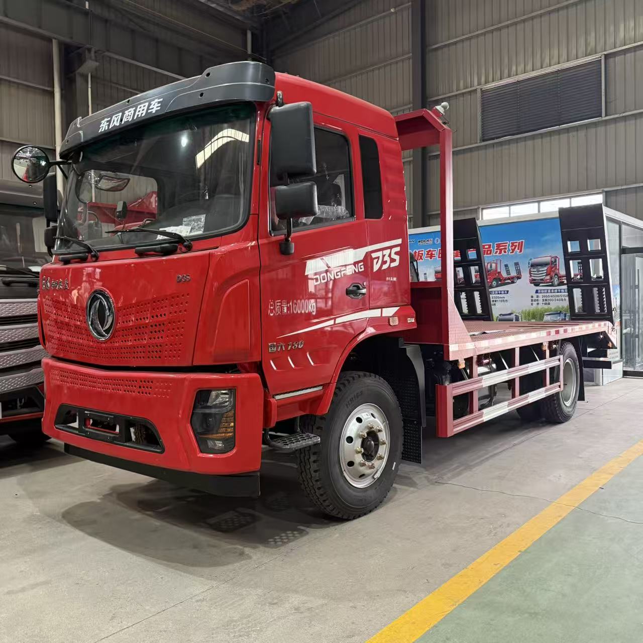 Efficient Flatbed Tow Truck for Roadside Assistance