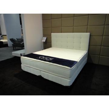 beroom:pillow top mattress, headboard