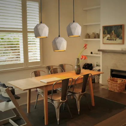 Nordic Retro Chandelier: Nostalgic Restaurant Decor