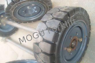 Warehouse loading Forklift Tyre / Genuine and OEM  forklift