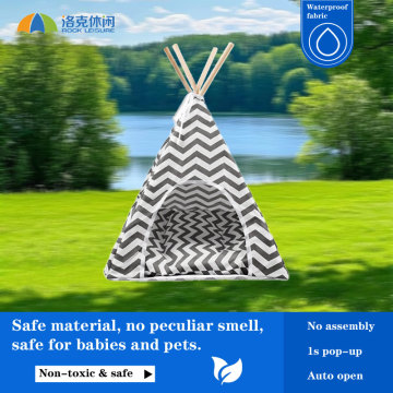 Stilvolles gestreiftes Haustier-Tipi für Komfort und Privatsphäre