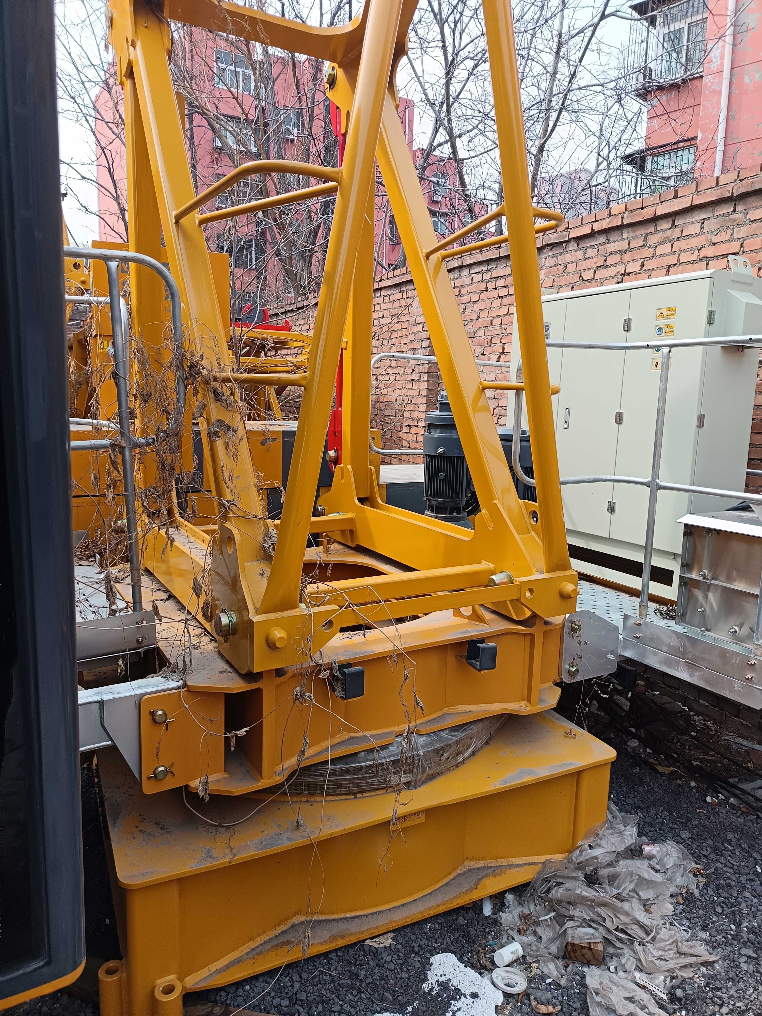 xcmg-used-tower-crane-exterior-ladder xcmg-used-tower-crane-exterior-ladder