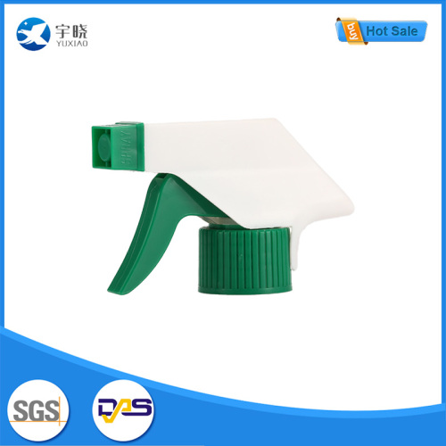 Зелено-белый триггерный распылитель с регулируемым соплом