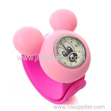 Fashionable Silicone Wrist Watch For Kids 