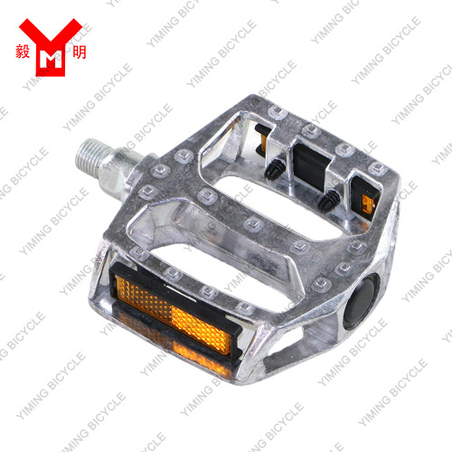 Wide Bike Pedals Bicycle Parts Silver Color Alloy Pedal for Bicycle Supplier