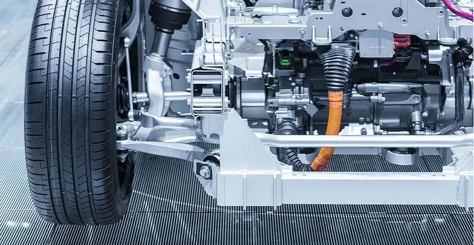 Engine compartment powertrain