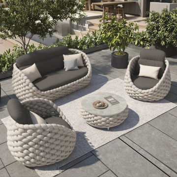 Set di divani da giardino moderno dal design nordico - lega di alluminio e rattan intrecciata per il patio o l'esterno