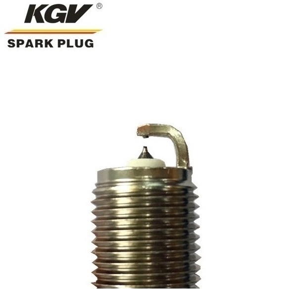 Small Engine Iridium/Platinum Spark Plug S-BPM6A.