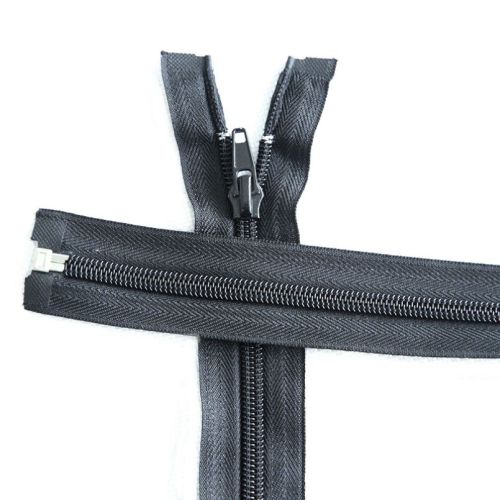 Multicolored nylon zippers in bulk for coats