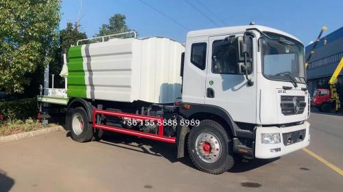 Dongfeng New Multifunction Water Sprinkler Truck