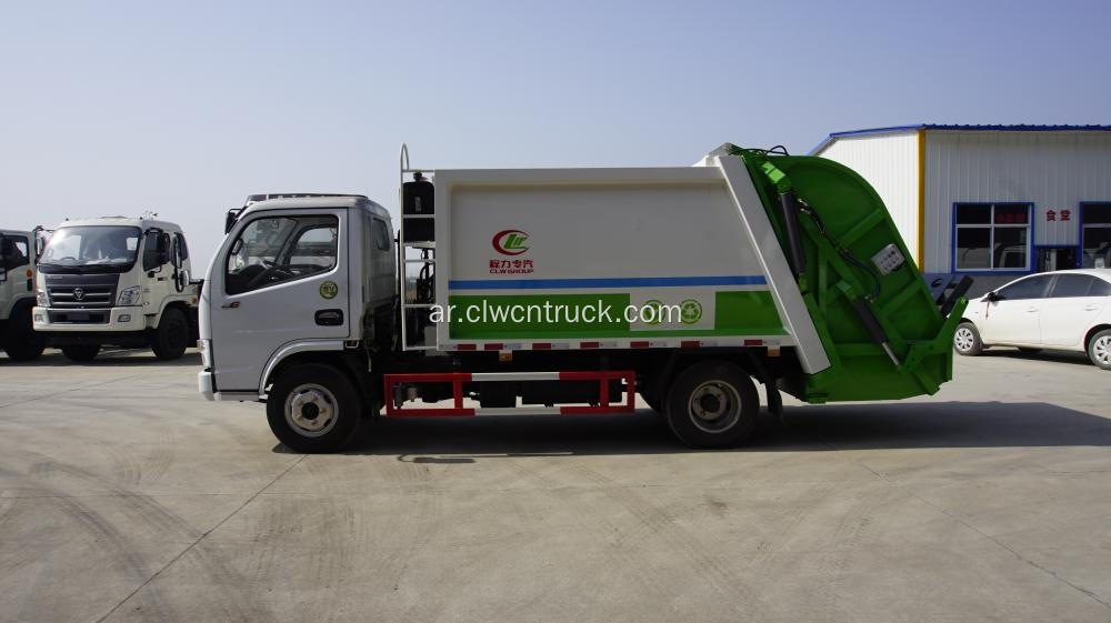 العلامة التجارية الجديدة Dongfeng 115HP 5cbm Trash Compactor Truck